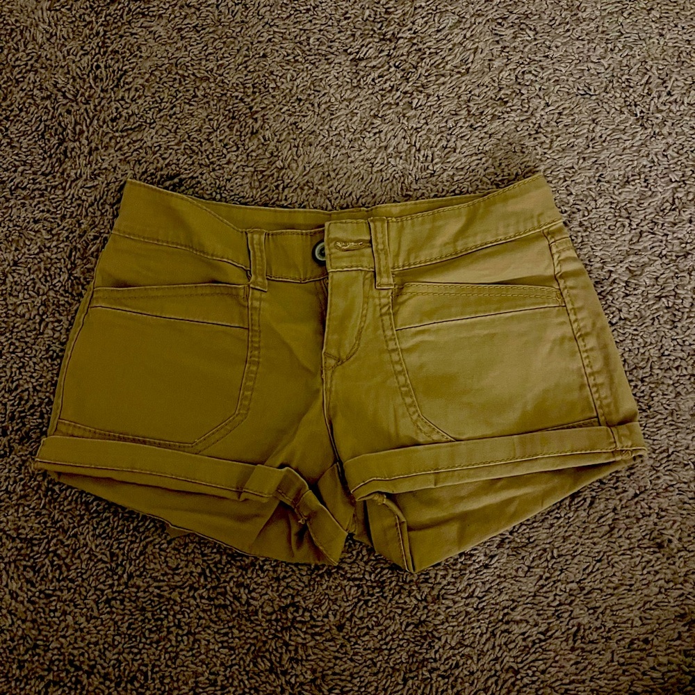 Union bay mini cargo shorts